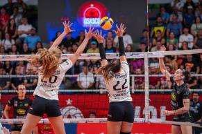 Osasco supera Maringá e assume vice-liderança da Superliga Feminina de Vôlei