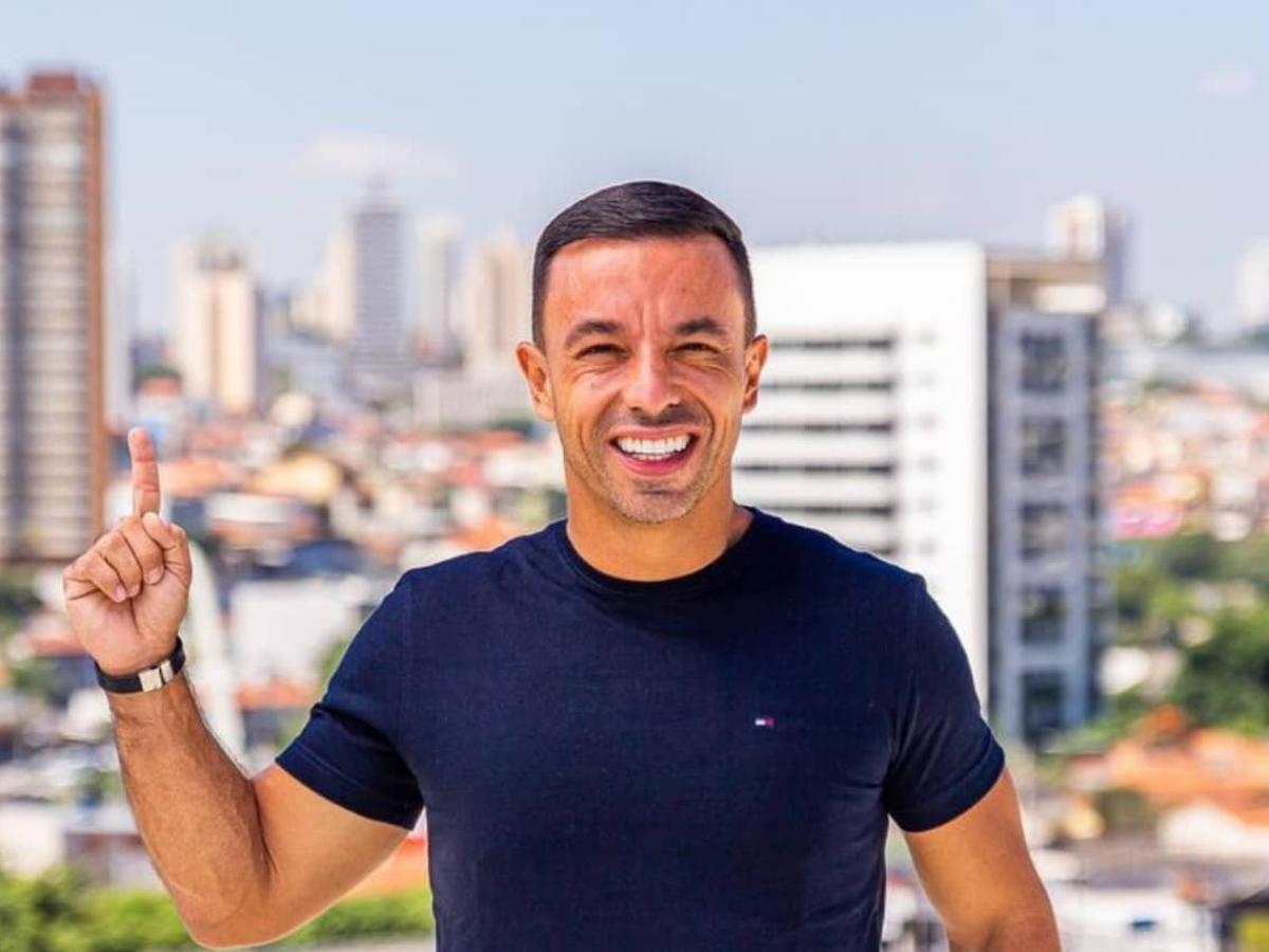 Ex-prefeito Rogério Lins (Podemos) teve suas contas dos anos de 2021 e 2022 aprovadas pela Câmara Municipal